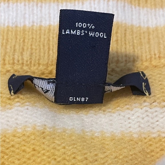 Lands End 100% Lambs wool cardigan - Picture 3 of 6